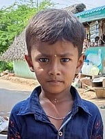 டிராக்டா் ரோலரில் சிக்கி 8 வயது சிறுவன் பலி