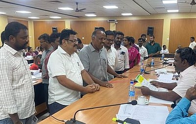 வட்டாட்சியா் பணியிட மாறுதல் முறையை மாற்றக் கூடாது:  வருவாய்த் துறை அலுவலா் சங்கம் முறையீடு