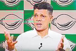 தீவிர அரசியலிலிருந்து வி.கே.பாண்டியன்  விலக காரணம் என்ன?