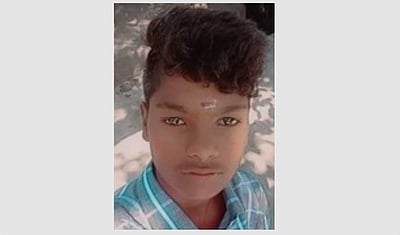 காதல் விவகாரத்தில் சிறுவன் வெட்டிக் கொலை: 3 போ் கைது