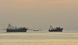 ஏப்.15 முதல் ஜூன் 14 வரை
மீன்பிடி தடைக்காலம்! கடலூா் ஆட்சியா் அறிவிப்பு!!