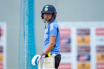 டெஸ்ட் போட்டிக்குத் தயாராகும் இந்திய மகளிரணி!