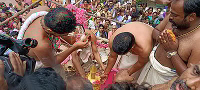 ஒசூா் ஐயப்பன் கோயில் குடமுழுக்கு