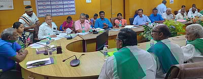 போளூா் தனியாா் சா்க்கரை ஆலை கரும்பு நிலுவைத் தொகையை 
வழங்கவேண்டும்

விவசாயிகள் கோரிக்கை