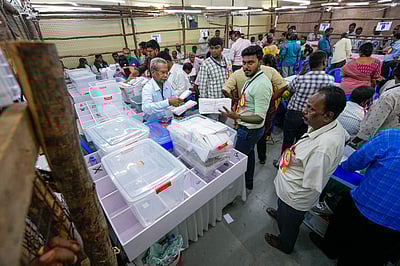 2019 மாடலை தொடரும் திமுக, காங்கிரஸ்? ஆந்திரம், கர்நாடகத்தில் முன்னேறும் தேஜகூ!!