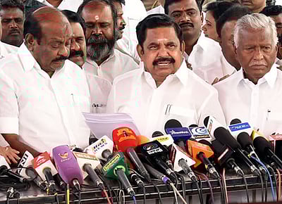 கள்ளச்சாராய மரணம்: இறந்தோரின் குடும்பத்தார், சிகிச்சை பெறுவோரை சந்திக்கும் இபிஎஸ்!