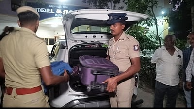 விழுப்புரம் அருகே காரில் ரூ.ஒரு கோடி பறிமுதல்