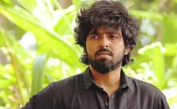 கிரிக்கெட் வீரராக நடிக்கும் ஜிவி பிரகாஷ்!