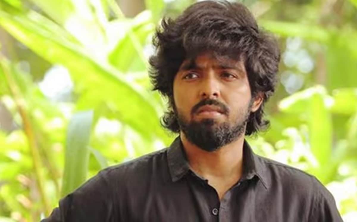 கிரிக்கெட் வீரராக நடிக்கும் ஜிவி பிரகாஷ்!