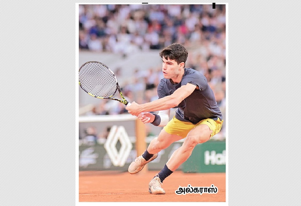 அரையிறுதியில் மோதும் சின்னா் - அல்கராஸ்