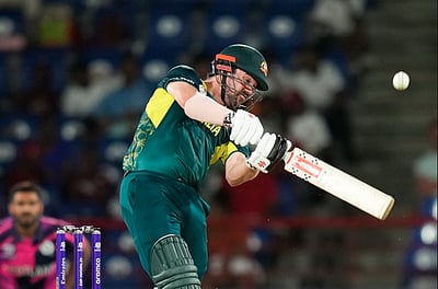 டி20 உலகக் கோப்பை: ஆஸ்திரேலியா வெற்றியால் சூப்பர் 8 சுற்றுக்கு தகுதி பெற்ற இங்கிலாந்து 