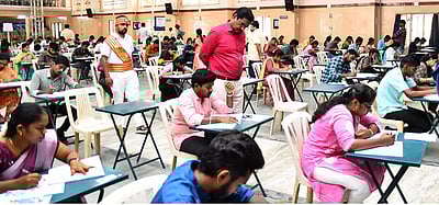 திருப்பத்தூா் மாவட்டத்தில் 79% போ் எழுதினா்