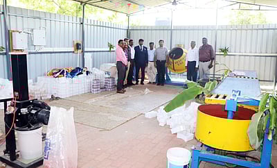 பேவா் பிளாக் தயாரிக்கும்
தொழிற்சாலை திறப்பு