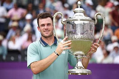 டாமி பால் சாம்பியன்