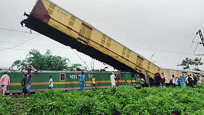 விபத்தைத் தொடர்ந்து டிரைவர் பணிக்கு மும்மடங்கு ஆளெடுக்கிறது ரயில்வே!