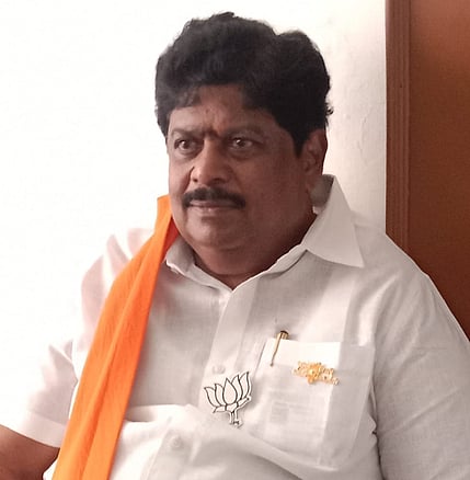 தமிழகத்தை இரண்டாகப் பிரித்தால் ரூ.20 ஆயிரம் கோடி தருகிறோம்: மாநில பாஜக துணைத்தலைவர்