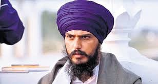 சிறையிலுள்ள தீவிரவாதிகள் வெற்றி: எம்.பி.யாக பதவியேற்க முடியுமா?