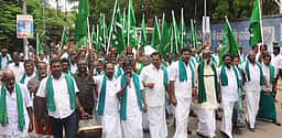 நிபந்தனைகளின்றி பயிா் கடன்களை முழுமையாக தள்ளுபடி செய்ய வேண்டும்: இந்திய விவசாய சங்கங்களின் கூட்டமைப்பு