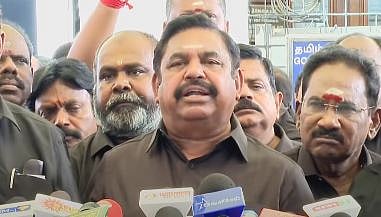 இன்றும் அதிமுக வெளிநடப்பு!