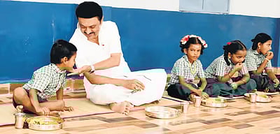 பள்ளி திரும்பும் குழந்தைகளுக்கு வாழ்த்துகள்: முதல்வர் ஸ்டாலின்