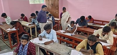 ராணிப்பேட்டை மாவட்டத்தில் 27,175 போ் எழுதினா்