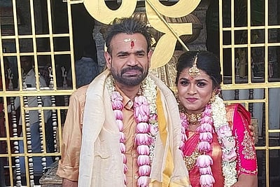 திருத்தணி முருகன் கோயிலில் நடிகர் பிரேம்ஜி திருமணம்