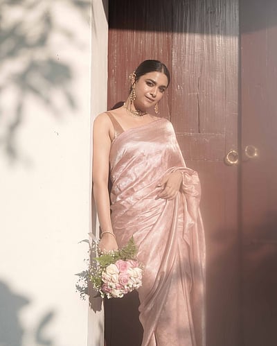 மணப்பெண் தோழியாக கீர்த்தி சுரேஷ்!