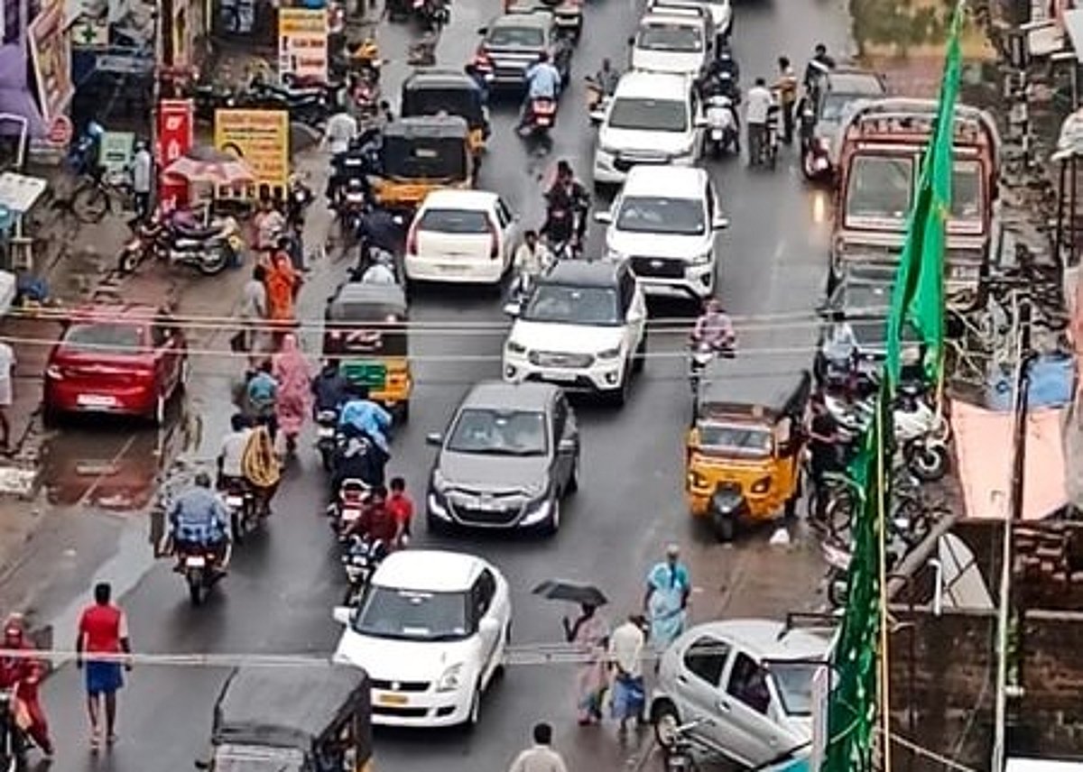 ‘பாதுகாப்பான போக்குவரத்து’: கடலூரில் உறுதிப்படுத்தப்படுமா?