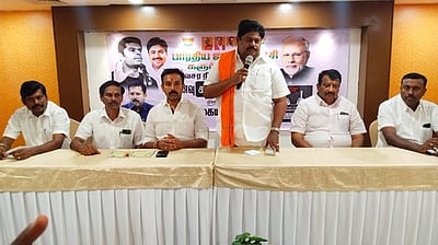 தமிழகத்தில் போதை  கலாசாரம் 
தலைதூக்கியுள்ளது