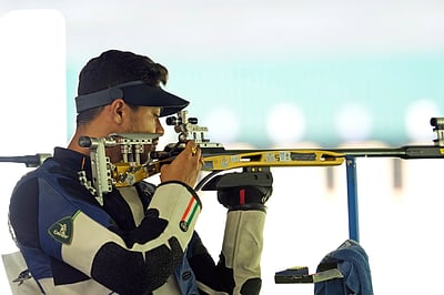 ஒலிம்பிக்ஸ்: இறுதிச் சுற்றுக்கு தகுதிபெற்ற ஸ்வப்னில்! துப்பாக்கி சுடுதலில் 3ஆவது பதக்கம் வெல்ல வாய்ப்பு! 