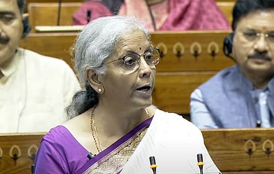 மருத்துவ சாதனங்களுக்கு வரி குறைப்பு: நிர்மலா சீதாராமன்