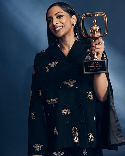 சூப்பர் லேடி!