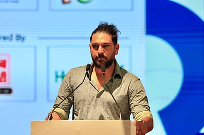 மிகச் சிறந்த பந்துவீச்சாளரை கிரிக்கெட் உலகம் இழந்துவிட்டது: யுவராஜ் சிங்