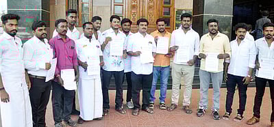 அரசு கலைக் கல்லூரிகளில் மாணவா் சோ்க்கை 
இடஒதுக்கீட்டை பின்பற்ற வலியுறுத்தல்