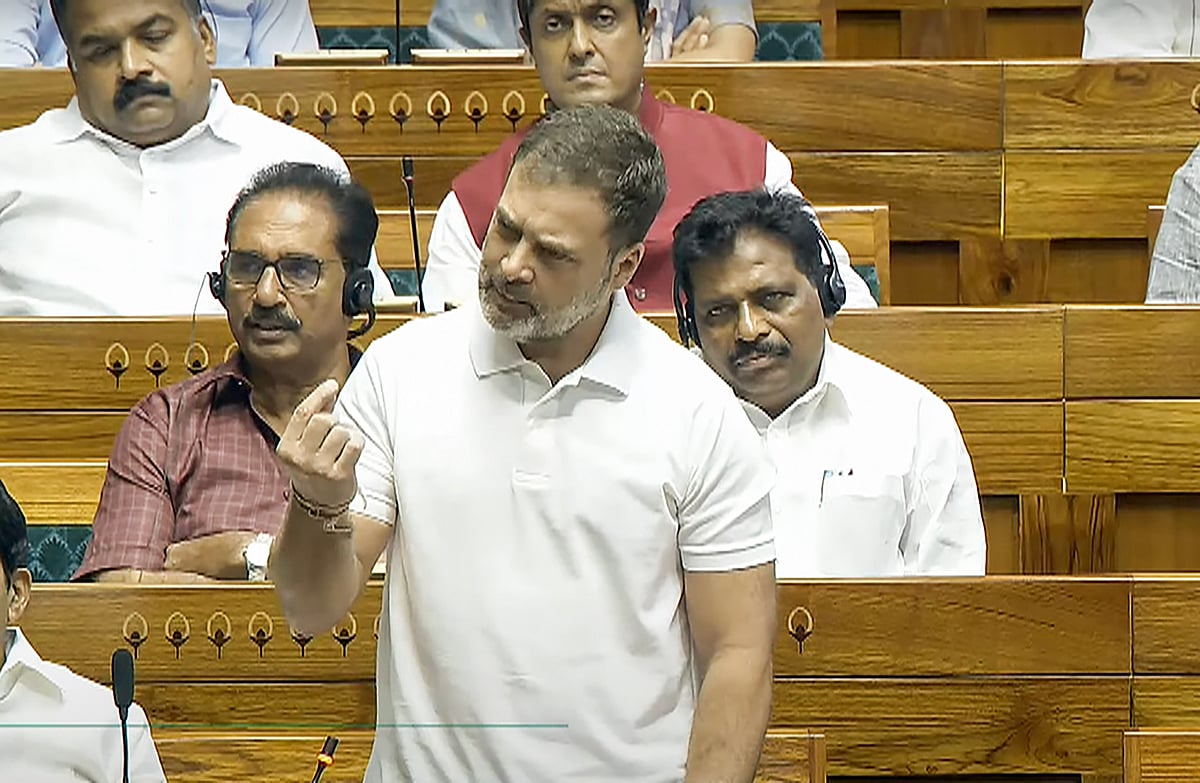 தொழிலதிபர்களுக்கு ரூ. 16 லட்சம் கோடி தள்ளுபடி; ஏழைகளுக்கு ரூ. 8,500 கோடி அபராதம்: ராகுல்