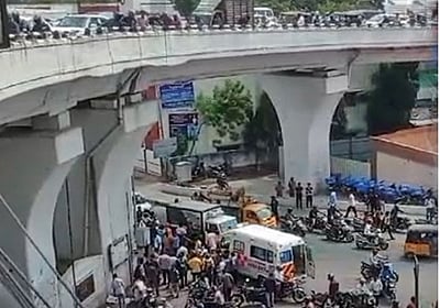 கத்திப்பாரா பாலத்திலிருந்து இளைஞர் குதித்து தற்கொலை!