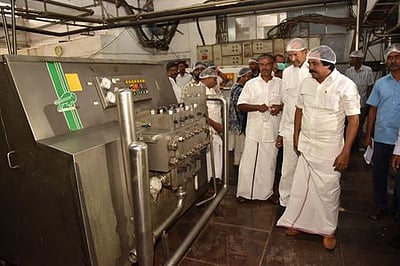 ஆவின் நிறுவனத்துக்கு எந்த நெருக்கடியும் இல்லை -அமைச்சா் த. மனோ தங்கராஜ்