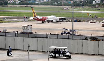 சொர்க்க வாசலா, சென்னை விமான நிலையத்தின் 9வது நுழைவாயில்! அமலாக்கத் துறை அதிர்ச்சி!!