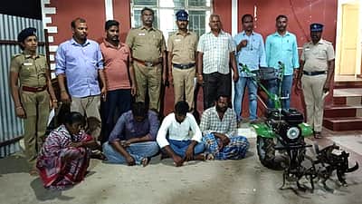 திரைப்பட நடிகா் நிலத்தில் பவா்டில்லா் திருட்டு: பெண் உள்பட 4 போ் கைது