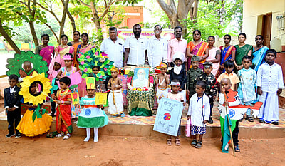 கீழச்சிவல்பட்டியில்  காமராசரின் 122 ஆவது  பிறந்தநாள் விழா