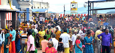 திருத்தணி முருகன் கோயிலில் ஆடிக் கிருத்திகை விழா தொடக்கம்