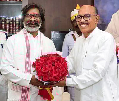 ஜார்க்கண்ட்: நம்பிக்கை வாக்கெடுப்பில் முதல்வர் ஹேமந்த் சோரன் வெற்றி! 