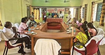 உதயேந்திரம் பேரூராட்சி மன்ற கூட்டம்