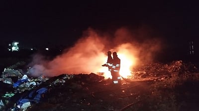 குமரி அருகே குப்பைக் கிடங்கில் தீவிபத்து