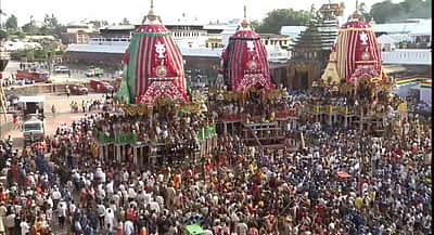 புரி ஜெகந்நாதர் ரத யாத்திரையில் கூட்ட நெரிசல்: 100 பேர் காயம்!