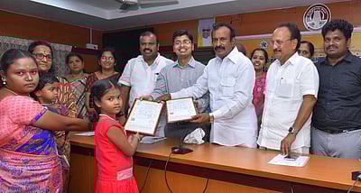 மேயா் பதவியை கல்பனா ராஜிநாமா செய்தது ஏன்? அமைச்சா் சு.முத்துசாமி விளக்கம்