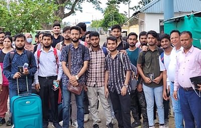 வங்கதேசத்திலிருந்து 14 மருத்துவ மாணவர்கள் தாயகம் திரும்பினர்!