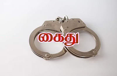 800 போதை மாத்திரைகள் பறிமுதல்: இளைஞா் கைது