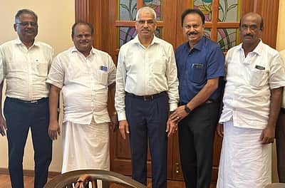 சீன பிளாஸ்டிக் லைட்டருக்கு தடை தேவை -தீப்பெட்டி உற்பத்தியாளா்கள் சங்கம்