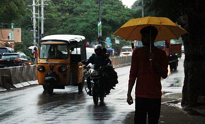 அடுத்த 2 மணிநேரம் சென்னை, 12 மாவட்டங்களில் மழை!